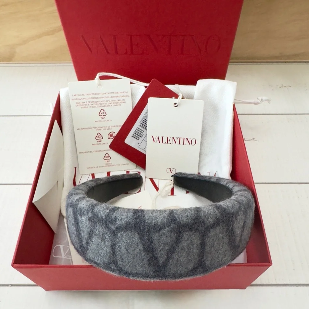 Valentino Garavani V Logo Wool Headband